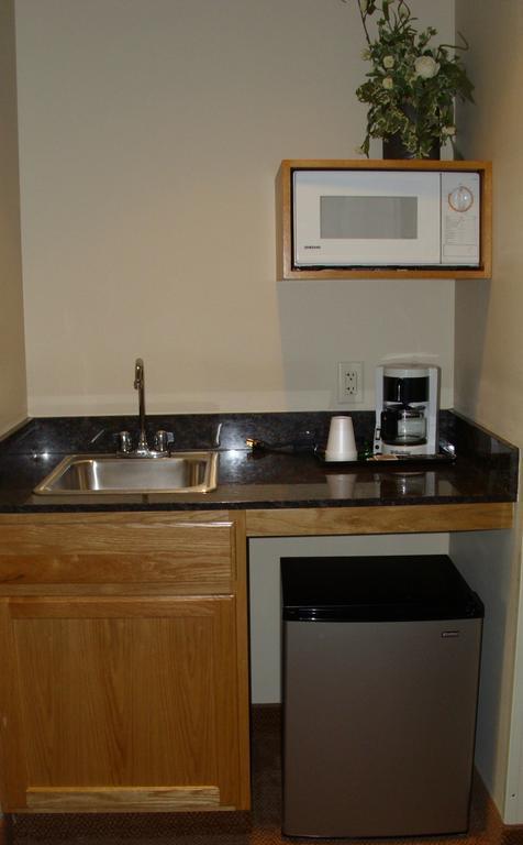 Savanna Inn & Suites 部屋 写真